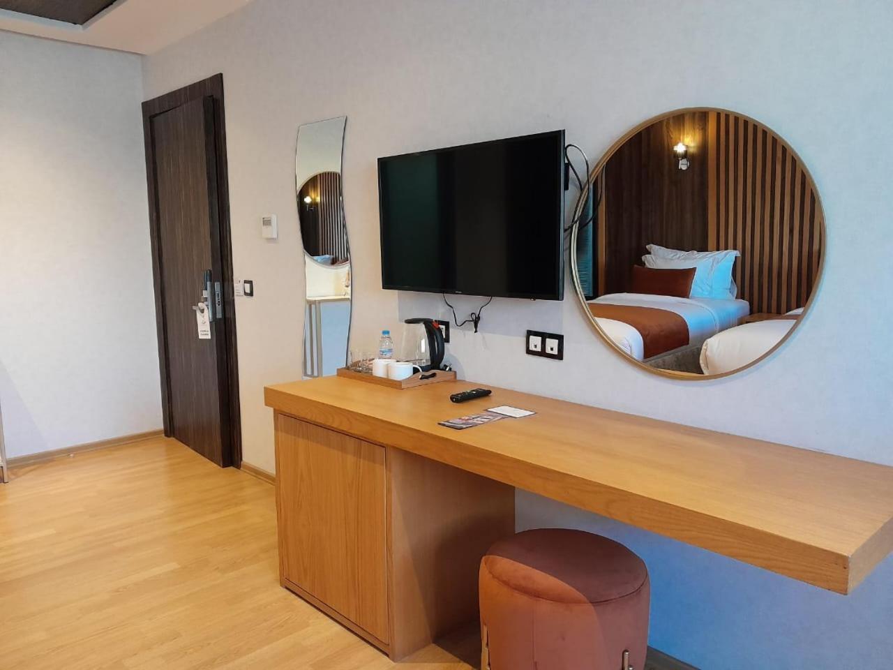 Razane Hotel القنيطرة المظهر الخارجي الصورة